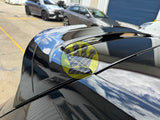 Gloss black roof spoiler - VW Golf MK8