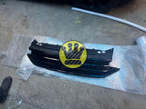 R-Line Black Front Grill - VW Tiguan 5N  21-25